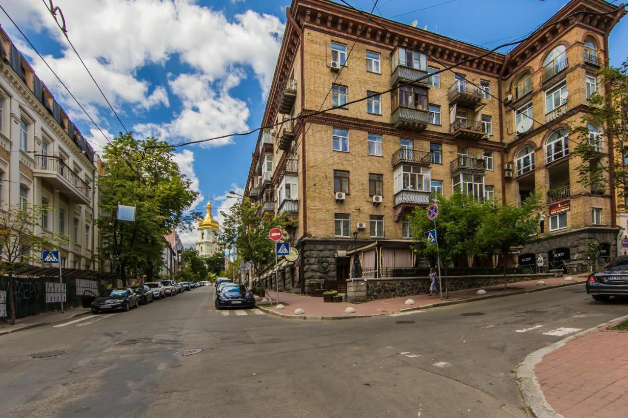 2Х-Кімнатна Квартира На Майдані Незалежності Kiev Esterno foto