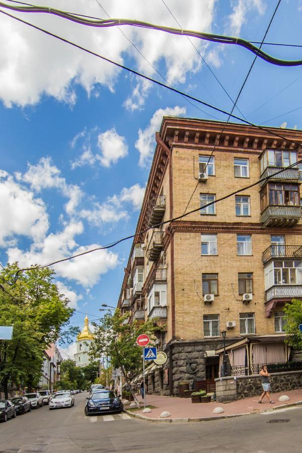 2Х-Кімнатна Квартира На Майдані Незалежності Kiev Esterno foto